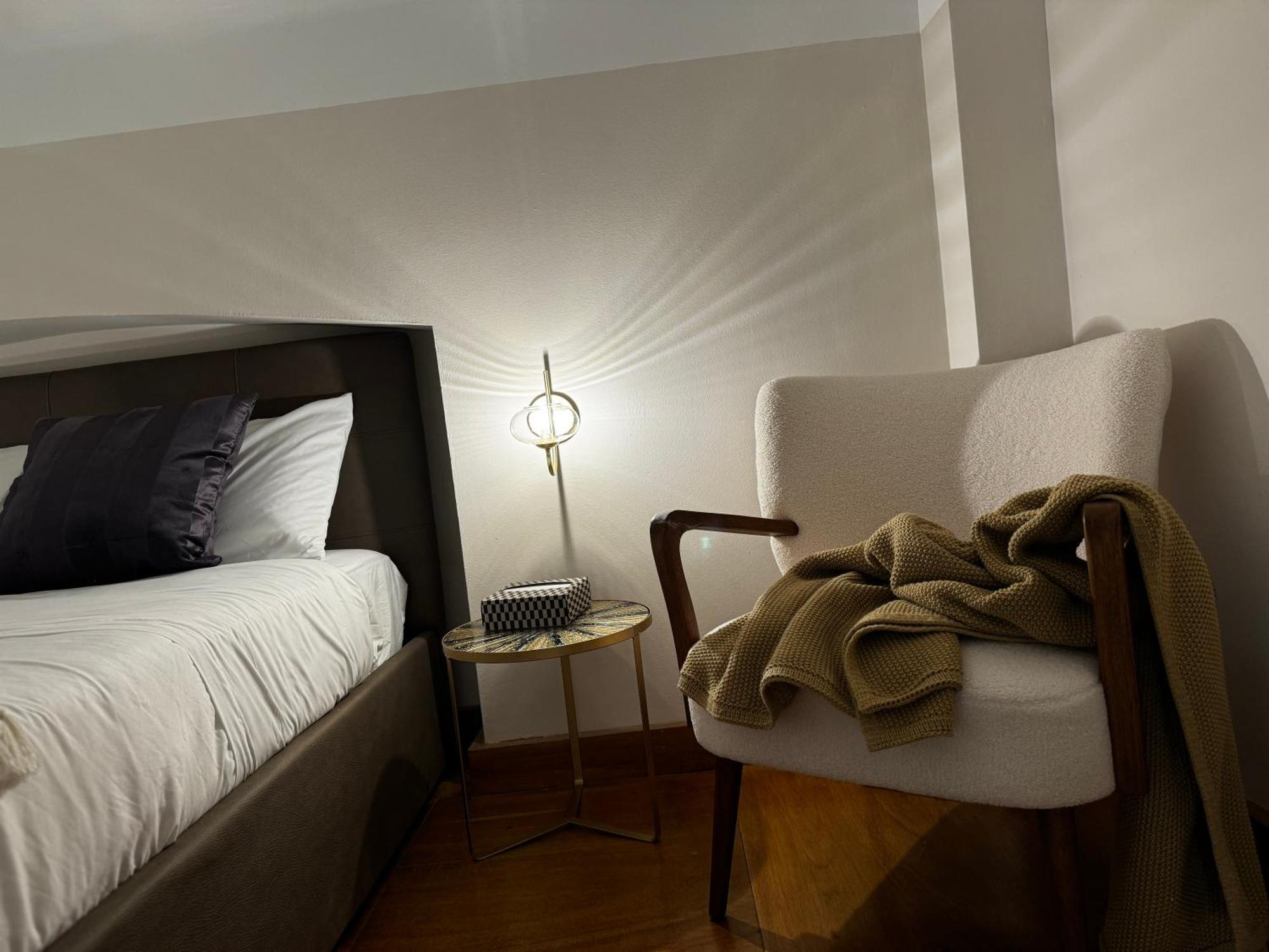Ferienwohnung Regina Milano In Verona - Sky Tv, Wifi E Breakfast Box Exterior foto