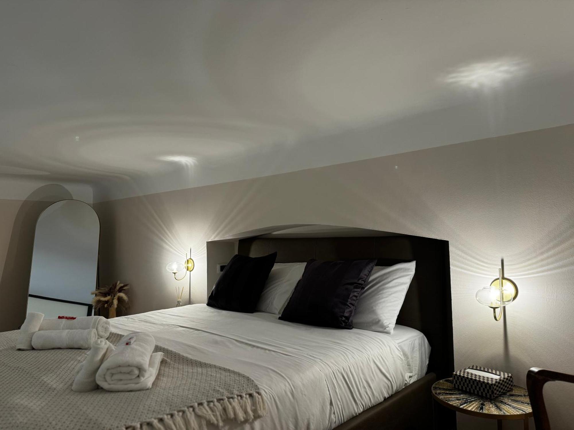 Ferienwohnung Regina Milano In Verona - Sky Tv, Wifi E Breakfast Box Exterior foto
